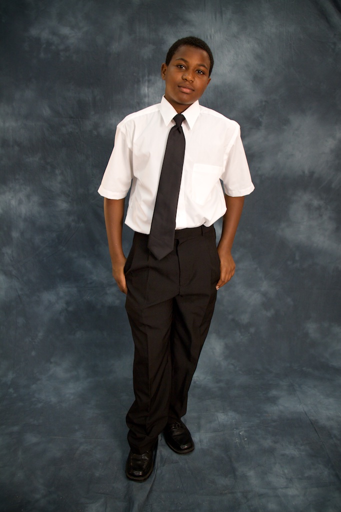 Student's dress profesionally every Monday of the week.